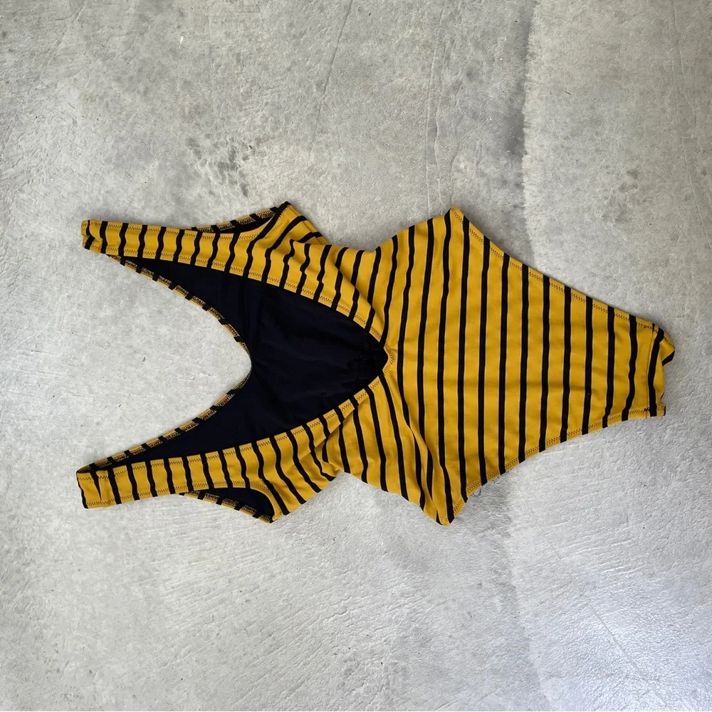 Solid and Striped mustard stripe one piece swimsuit sz Small - Picture 4 of 7